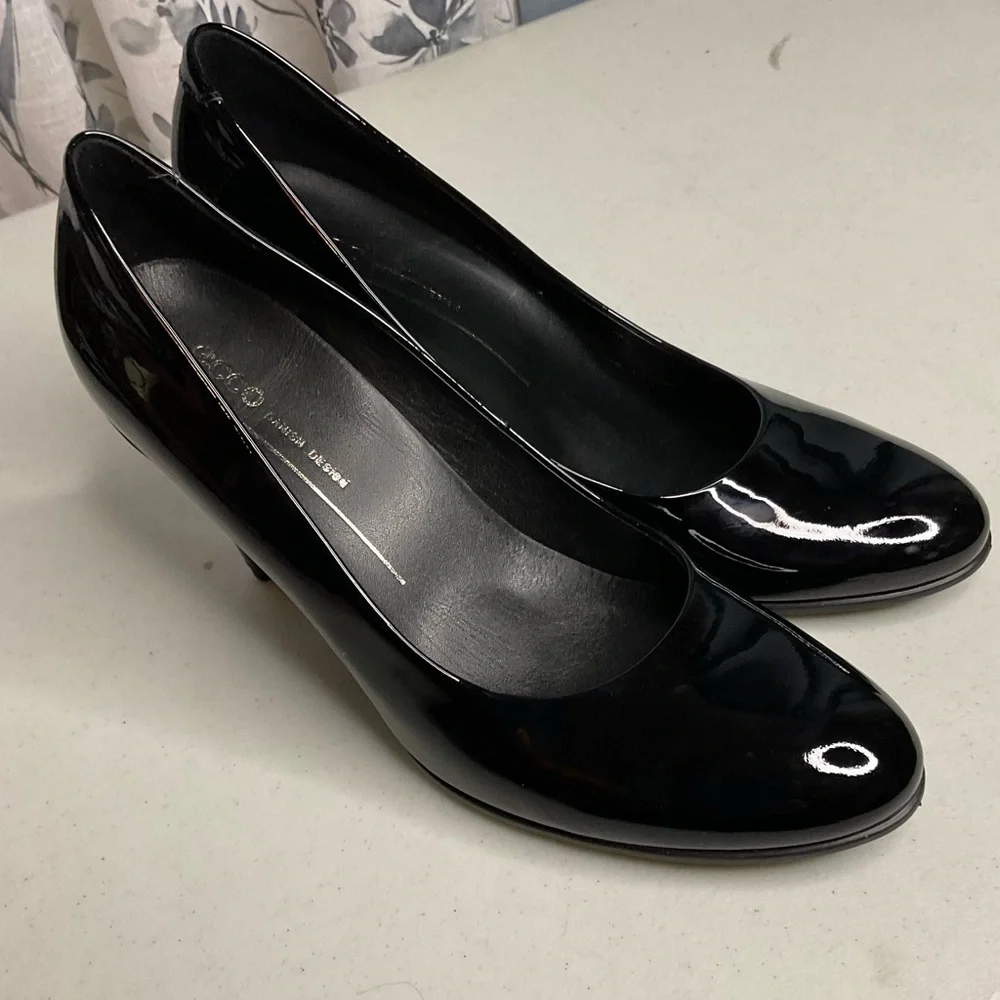 Ecco classic timeless